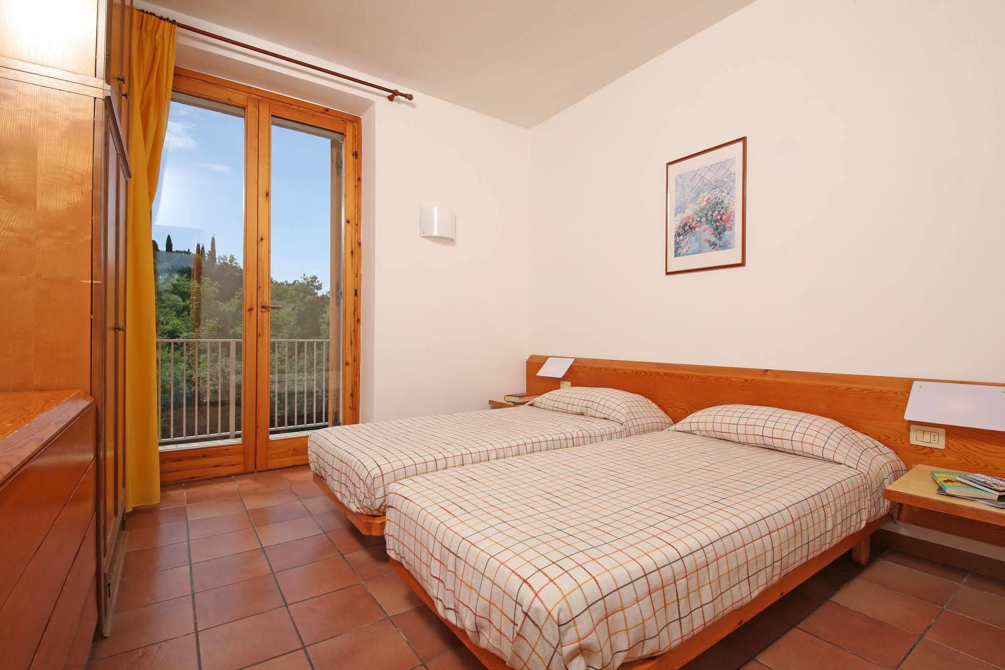 Appartamenti San Carlo Costermano Exterior foto